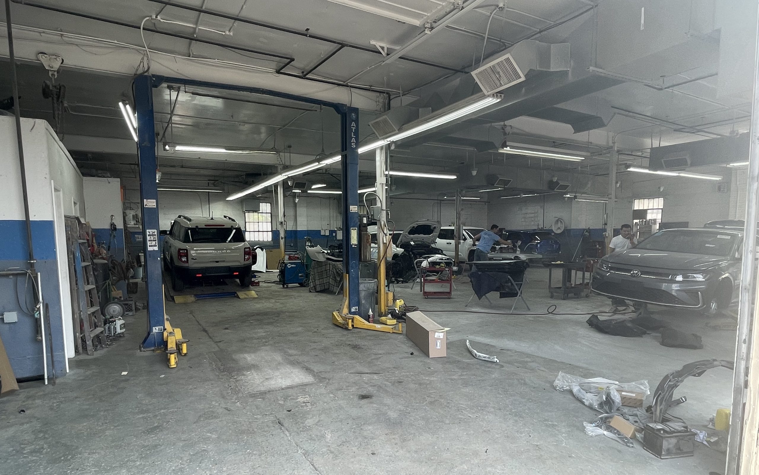 Autobody Shop repair Services in Freeport